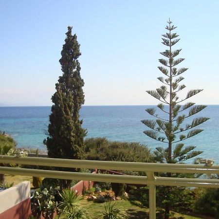 La Casa A Mare Apartment Артемида Екстериор снимка
